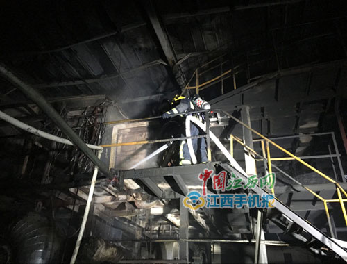 橡胶厂房半夜着火 分宜消防成功扑救