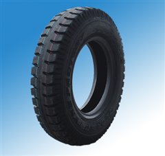 小花纹大学问!编辑教你看胎纹的门道 汽车之家 小花纹大学问!编辑教你看胎纹的门道 汽车之家